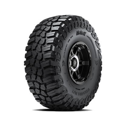 17 INCH RIM AND 285/70 R17 TIRE 